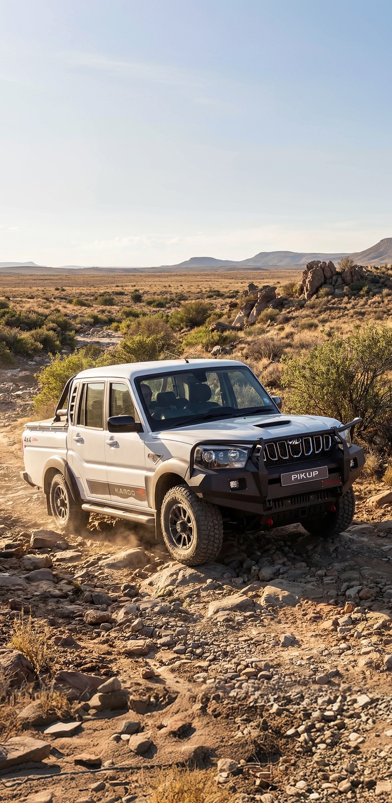 Mahindra Karoo Dew hero