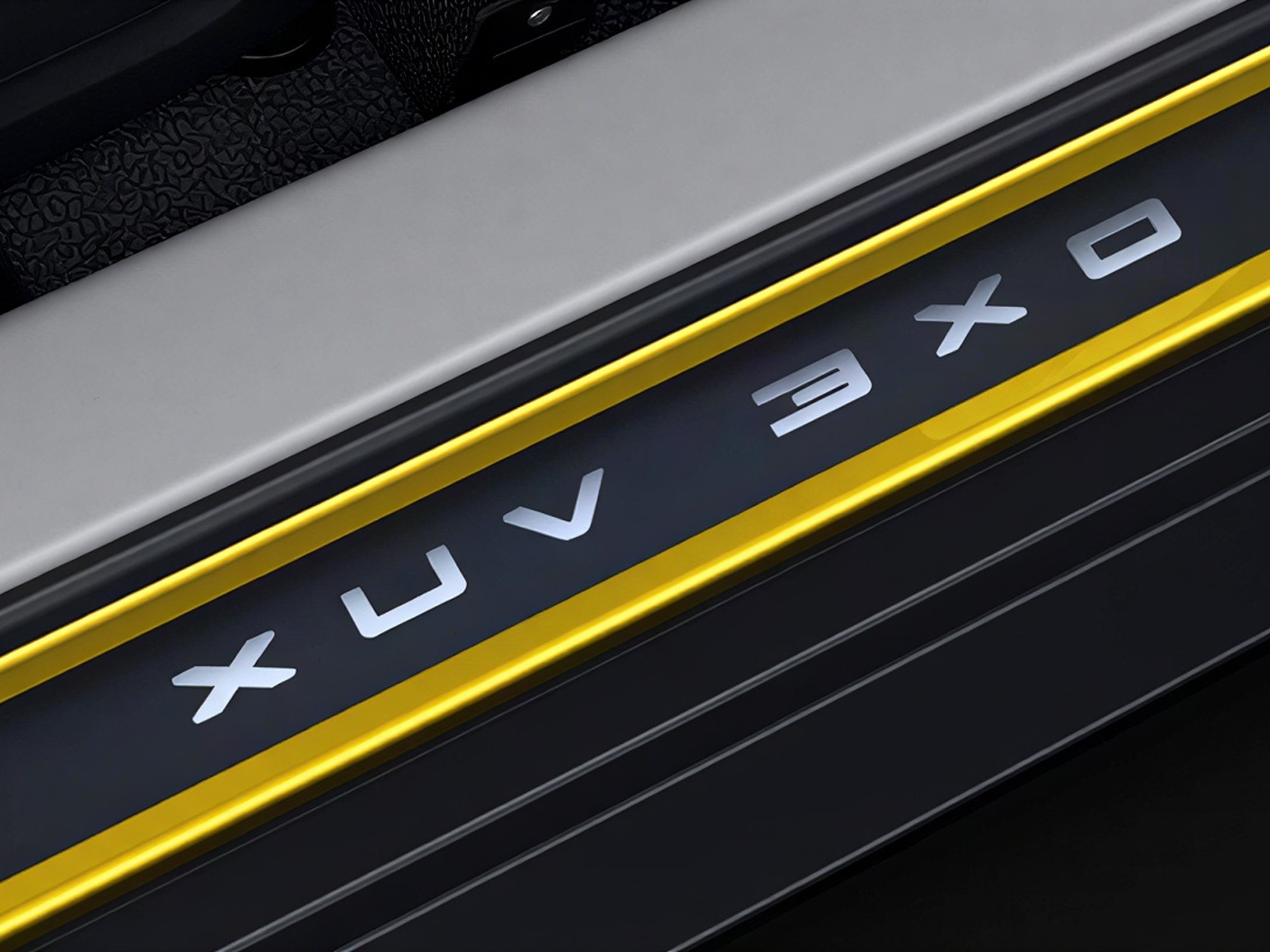 XUV 3XO - Aluminum Door Sill Protector Set